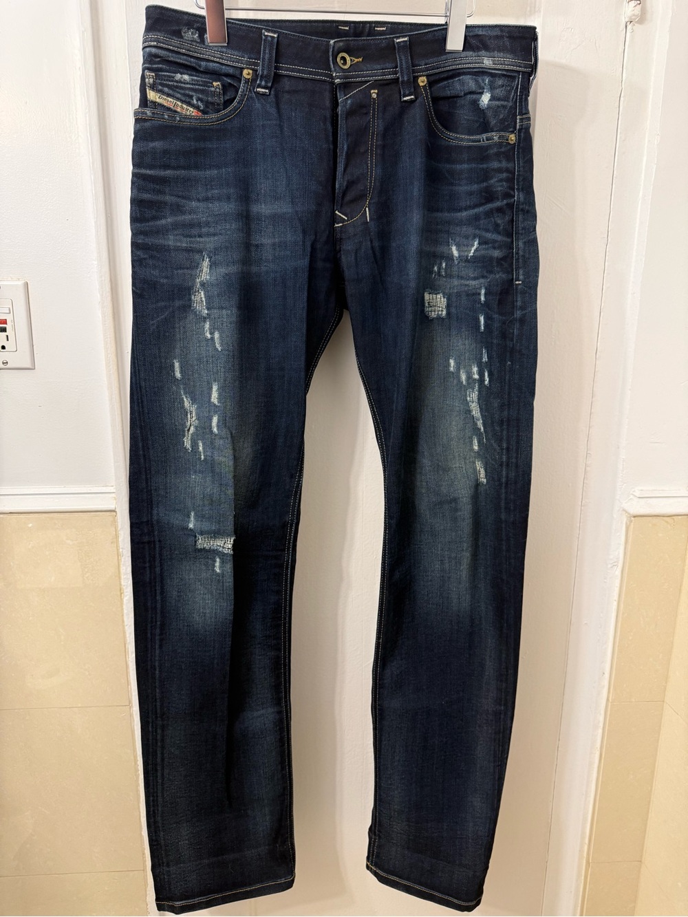 Diesel Safado Men’s Slim Straight Jeans in Dark Blue with Faded Distress